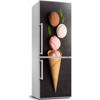 Fototapeta Samolepící Samolepka na ledničku Zmrzlina v oplatce