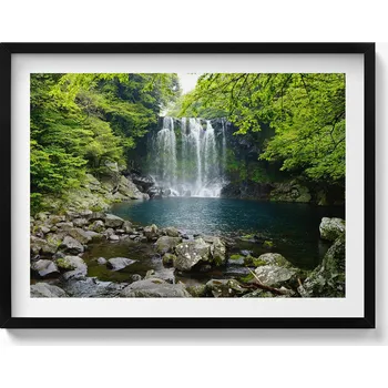 Obraz Dekorativní nástěnný obraz v černém rámu Vodopád a řeka mezi stromy 80x60 cm