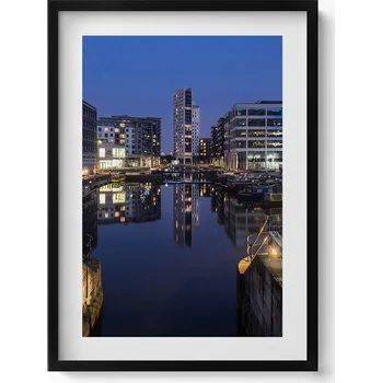 Obraz Závěsný obraz rámeček černé barvy Město Leeds osvětlené v noci 50x70 cm