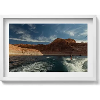 Obraz Ozdobný nástěnný obraz v rámu s grafikou Osoba na vodních lyžích 60x40 cm