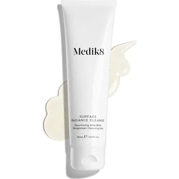 Čistící gel Medik8 Surface Radiance Cleanse - Čisticí gel s obsahem mangostanu a AHA/BHA kyselin pro obnovu pokožky