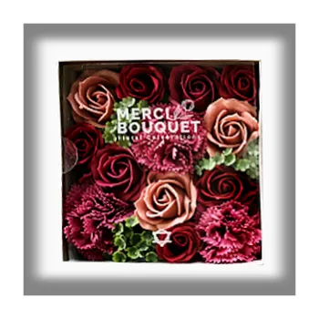 Mýdlo Merci Bouquet Luxusní mýdlové květy Dárkový box 15 x 15 cm Vintage Růže