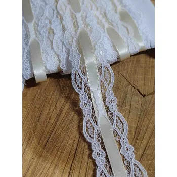 Stuha Krajka syntetická šíře 30 mm se stuhou barva bílá krémová