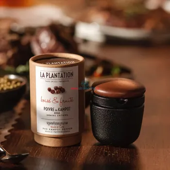 Mlýnek na koření Sada Skeppshult mini litinový mlýnek s červeným Kampotským pepřem