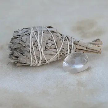 Vonná tyčinka Šalvěj bílá vykuřovací svazek & křišťál – set Očista