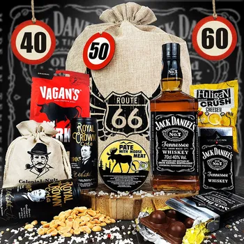 Dárkový potravinový koš Dárkové balení Jack Daniels n7 | Dárkový koš s whisky pro chlapa