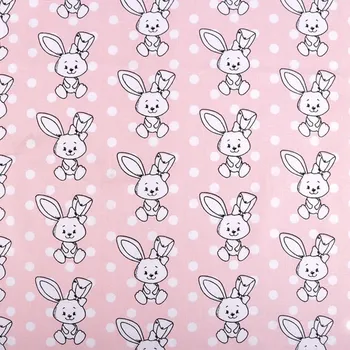 Pro Háčkování Bavlněná látka zaječice na světle růžové s puntíky
