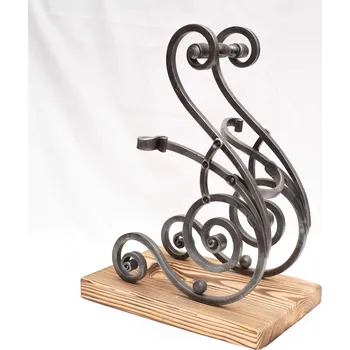 Stojan na víno Stojan na víno se skleničkami - bez sklenic