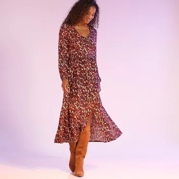 Dámské šaty Dlouhé šaty s potiskem pro malou postavu nám. modrá/paprika 54