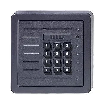 Bezkontaktní čtečka s klávesnicí a dosahem do 20 cm