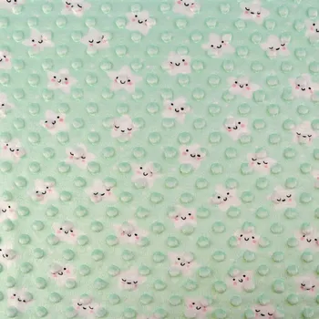 Pro Háčkování Látka Minky s 3D puntíky hvězdy na mentolové