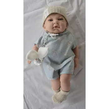 Panenka Realistické miminko Míša ve světle modrém overalu s králíčky od španělské firmy Marina & Pau (Sweet Baby Rabbit - 42 cm)