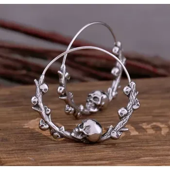 Náušnice B-TOP Kruhové náušnice z nerezové oceli s Lebkami