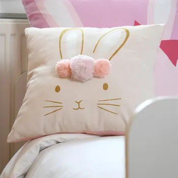Dekorativní polštářek Lovely Casa Dětský polštář králíček Matty 40 x 40 cm