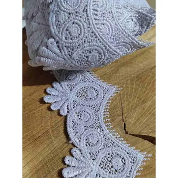 Krajka Vyšívaná krajka šíře 60 mm barva šedá světlá