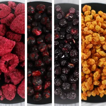 Sušené ovoce Lyopotraviny s.r.o. MiXniSi - maliny, černý rybíz, aronie, BIO rakytník (sušeno mrazem) Hmotnost balení: 30 g