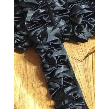 Krajka Saténový prýmek / volánek šíře 40 mm barva černá