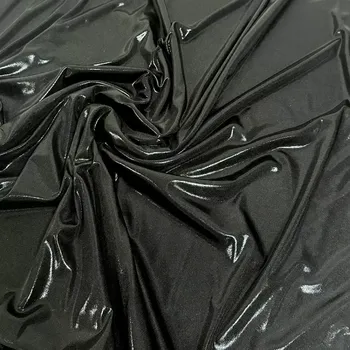 Společenský úplet Metalic ČERNÁ (E) (Oslnivý, vysoce lesklý vzhled)