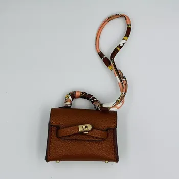 Přívěsek Kabelka kožený přívěsek klíčenka kryt pouzdro Airpods 1 2 3 Pro2 hit 2025 ideální dárek pro ženu hnědá