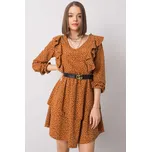 RUE PARIS Vzorované šaty s páskem a volánky hnědá Velikost: L