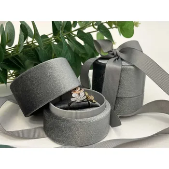 Dárková krabička JK Box Šedá dárková krabička na prsten se stužkou LTR-3/P/A3 + 2 měsíce na vrácení zboží