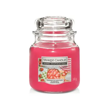 Svíčka Yankee Candle Home Inspiration - Sugared Strawberries střední (340 g, sklo)