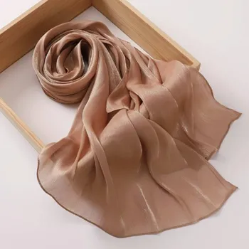 Šála lesklý společenský přehoz přes ramena - šál na ples Barva: Champagne