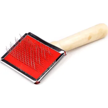 Rozčesávací kartáč / hřeben na macrame 4,5x6 cm - červená