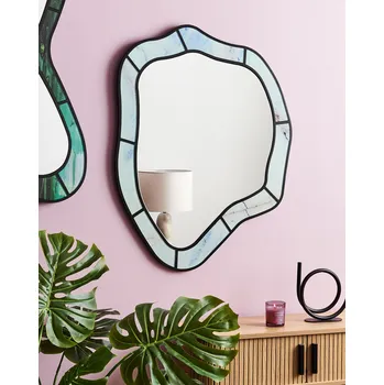 Zrcadlo Nástěnné zrcadlo Světle modré sklo dřevovláknitá deska rám 64 x 86 cm Nepravidelný tvar Moderní styl Obývací pokoj Předsíň Beliani