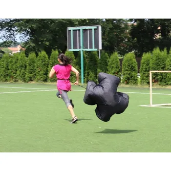 Brzdící padák pro trénink běhání