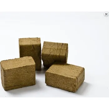 Průmyslové topidlo Dřevěné brikety z tvrdého dřeva BUK DUB HABR JASAN Hmotnost: 1 kg