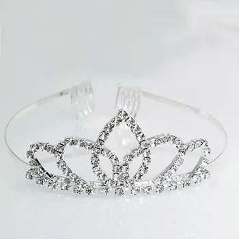 Čelenka Elegantní štrasová korunka - stříbrná