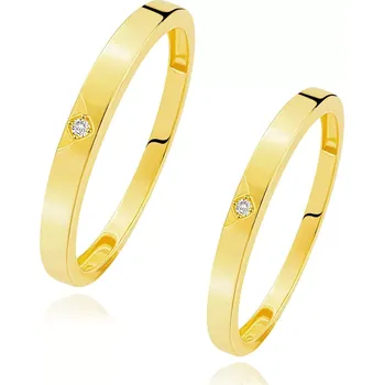 Prsten Zlaté snubní prsteny ze žlutého 14K zlata - čirý zirkon v trojúhelníkovém výřezu - Velikost: 60