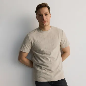 Pánské tričko Reserved - Strukturální tričko regular - béžová - 749EF-08X - 749EF-08X-L