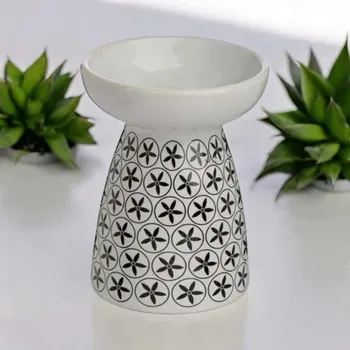 Aroma lampa Keramická aromalampa bílá a černá Barva: Bílá