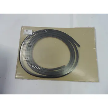 Dveře karosérie Těsnění dveří vnější zadní pravé YETI, ORIGINAL 3T5839702, pro YETI, II.. Typové číslo: 3T5839702,3T5839702,3T5839702, 5L0837702A, TC4