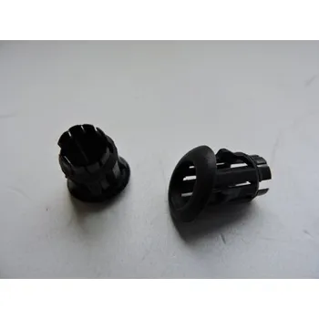 Příslušenství karosérie Vodítko pro knoflík levý FABIA I., ORIGINAL 6Y0867261, pro FABIA, I. 6Y. Typové číslo: 6Y0867261,6Y0867261,6Y0867261 47H