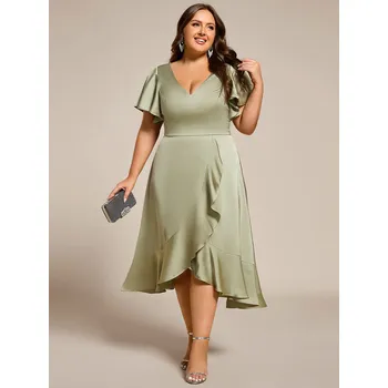 Dámské oblečení Elegantní saténové šaty pro družičku s asymetrickým lemem Barva: Zelená, Velikost: S