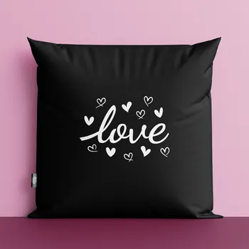Dekorativní polštářek Polštář love se srdíčky černý