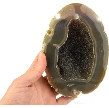 Přírodní kámen Achátová geoda s dutinou 830g (Brazílie)