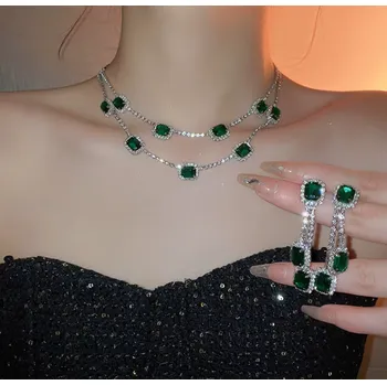 Souprava šperků B-TOP Postříbřená 2-dílná souprava se zelenými krystaly