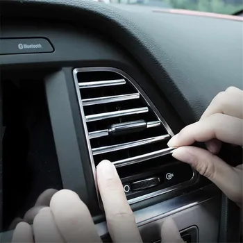 Dekorační lišty na ventilační mřížku auta 10 ks - stříbrná