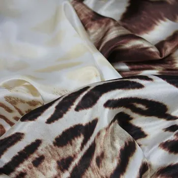 Satén animal, žluto-hnědé skvrny, š.150