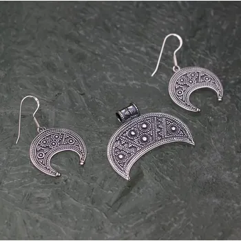 Souprava šperků Drakkaria LUNITSA - velkomoravská sada stříbrných šperků, Ag 925