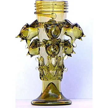 Sklenice Drakkaria MEDVĚDÍ HLAVY, historická číše, zelené sklo