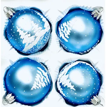 Vánoční ozdoba Irisa Sada skleněných vánočních koulí Azure Whisper - modrá se bílým dekorem zasněženého lesa (Sada 4 ks, Velikost 7 cm) Velikost: 7 cm, Balení: 4ks, Barva: modrá