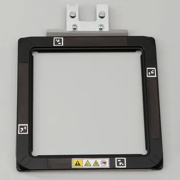 Příslušenství k šicímu stroji Magnetický vyšívací rámeček Brother 100x100mm pro PP1