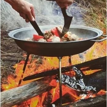 Pánev Grilovací pánev s nožkami Ø43 cm, MUURIKKA, Finsko