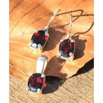 Souprava šperků Drakkaria Granátová sada stříbrných šperků, Ag 925