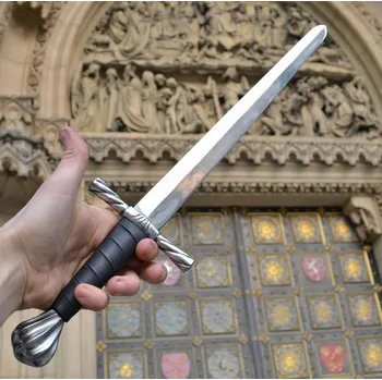 Replika zbraně Drakkaria KROUCENÁ GOTICKÁ DÝKA, pro historický šerm